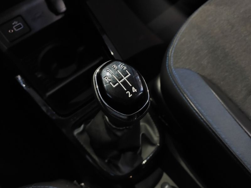 Renault KWID 1.0 12V SCE FLEX INTENSE MANUAL 2023/2024 BETIOLO NOVOS E SEMINOVOS LAJEADO / Carros no Vale