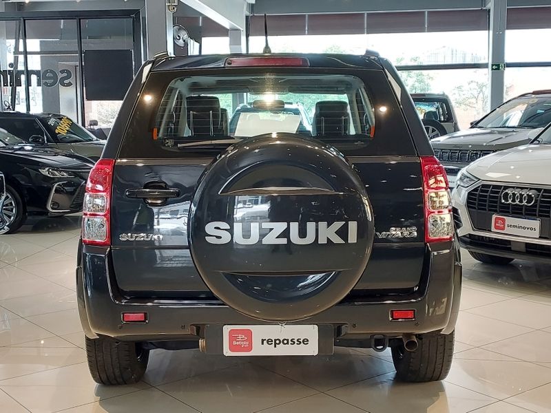 Suzuki GRAND VITARA 2.0 4X2 16V GASOLINA 4P AUTOMÁTICO 2013/2014 BETIOLO NOVOS E SEMINOVOS LAJEADO / Carros no Vale