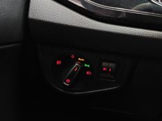 Volkswagen NIVUS 1.0 200 TSI TOTAL FLEX HIGHLINE AUTOMÁTICO 2021/2021 BETIOLO NOVOS E SEMINOVOS LAJEADO / Carros no Vale