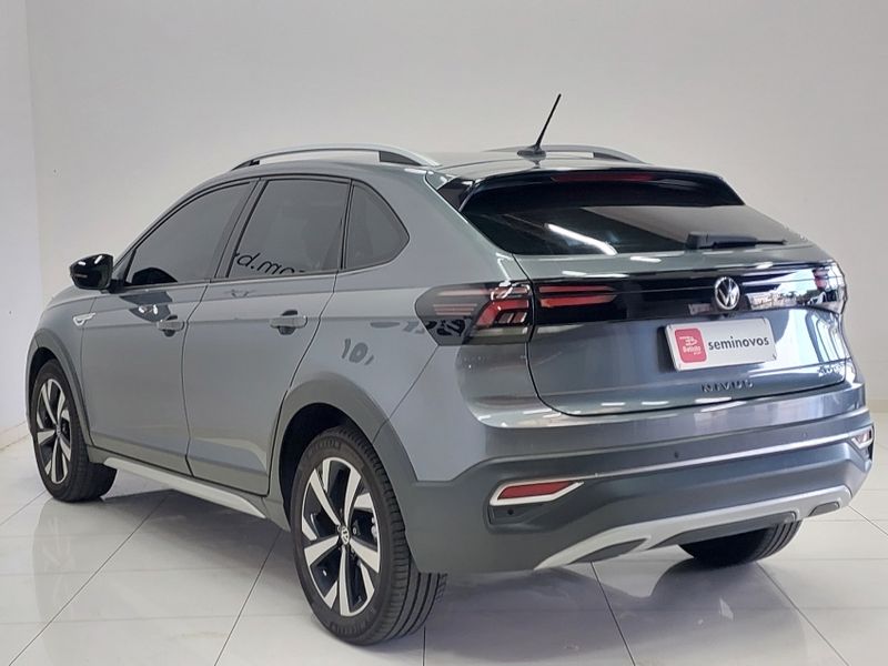 Volkswagen NIVUS 1.0 200 TSI TOTAL FLEX HIGHLINE AUTOMÁTICO 2021/2021 BETIOLO NOVOS E SEMINOVOS LAJEADO / Carros no Vale