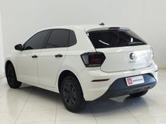 Volkswagen POLO 1.0 MPI TRACK MANUAL 2024/2025 BETIOLO NOVOS E SEMINOVOS LAJEADO / Carros no Vale