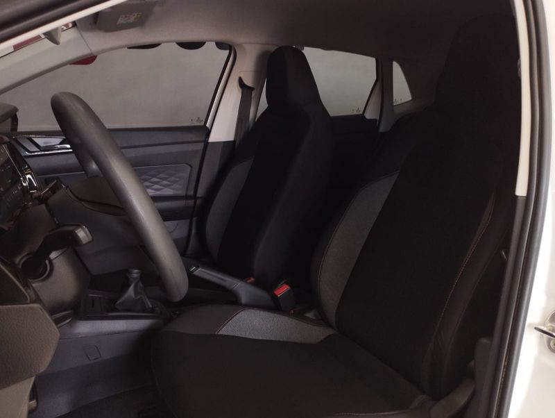 Volkswagen POLO 1.0 MPI TRACK MANUAL 2024/2025 BETIOLO NOVOS E SEMINOVOS LAJEADO / Carros no Vale
