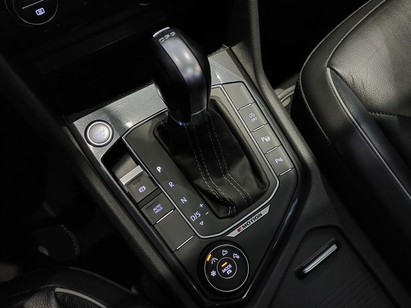 Volkswagen TIGUAN 2.0 350 TSI GASOLINA ALLSPACE R-LINE 4MOTION DSG 2019/2019 BETIOLO NOVOS E SEMINOVOS LAJEADO / Carros no Vale