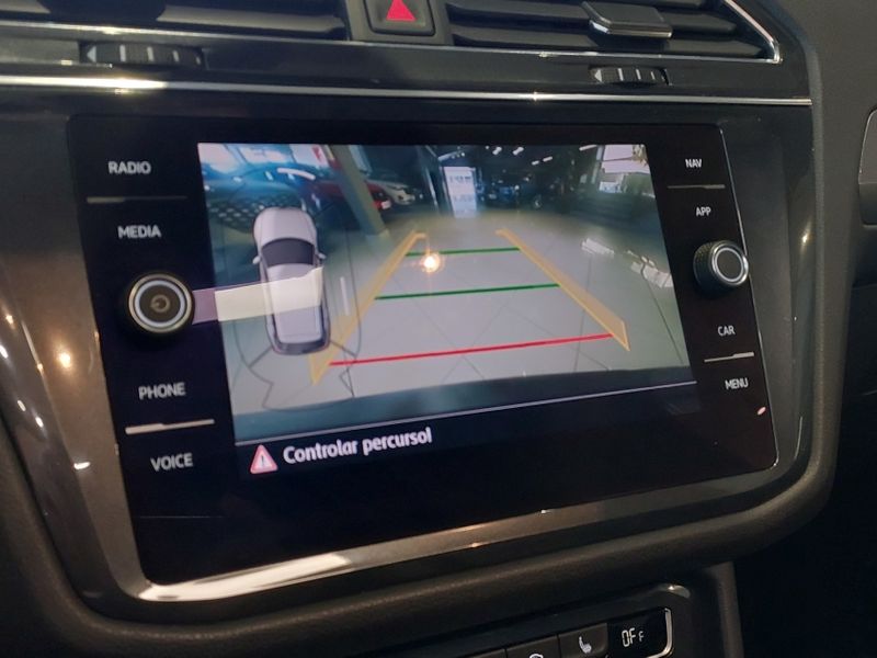 Volkswagen TIGUAN 2.0 350 TSI GASOLINA ALLSPACE R-LINE 4MOTION DSG 2019/2019 BETIOLO NOVOS E SEMINOVOS LAJEADO / Carros no Vale