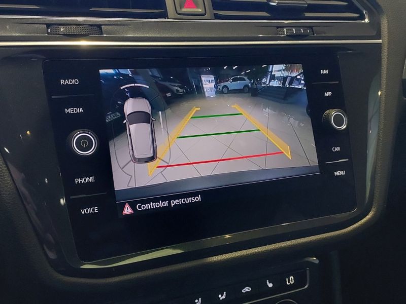 Volkswagen TIGUAN 2.0 350 TSI GASOLINA ALLSPACE R-LINE 4MOTION DSG 2019/2019 BETIOLO NOVOS E SEMINOVOS LAJEADO / Carros no Vale