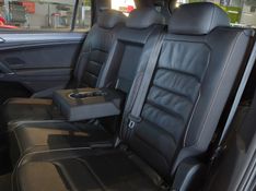 Volkswagen TIGUAN 2.0 350 TSI GASOLINA ALLSPACE R-LINE 4MOTION DSG 2019/2019 BETIOLO NOVOS E SEMINOVOS LAJEADO / Carros no Vale