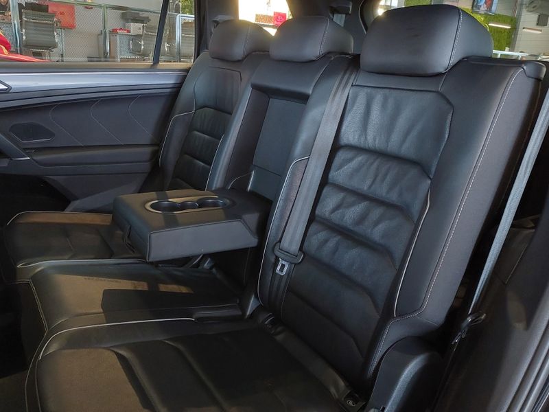 Volkswagen TIGUAN 2.0 350 TSI GASOLINA ALLSPACE R-LINE 4MOTION DSG 2019/2019 BETIOLO NOVOS E SEMINOVOS LAJEADO / Carros no Vale