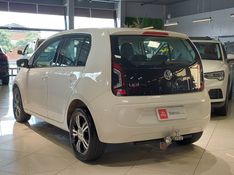 Volkswagen UP 1.0 MPI MOVE UP 12V FLEX 4P MANUAL 2016/2017 BETIOLO NOVOS E SEMINOVOS LAJEADO / Carros no Vale
