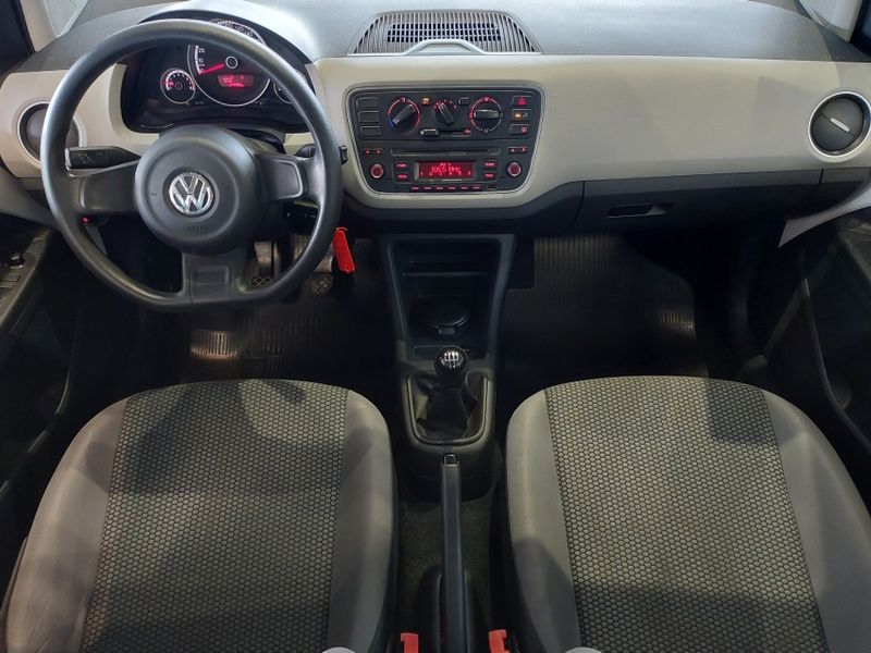 Volkswagen UP 1.0 MPI MOVE UP 12V FLEX 4P MANUAL 2016/2017 BETIOLO NOVOS E SEMINOVOS LAJEADO / Carros no Vale
