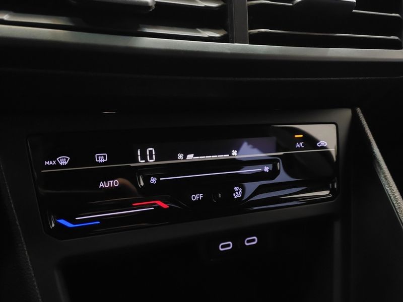 Volkswagen VIRTUS 1.0 200 TSI HIGHLINE AUTOMÁTICO 2023/2023 BETIOLO NOVOS E SEMINOVOS LAJEADO / Carros no Vale