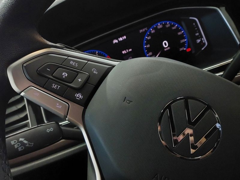 Volkswagen VIRTUS 1.0 200 TSI HIGHLINE AUTOMÁTICO 2023/2023 BETIOLO NOVOS E SEMINOVOS LAJEADO / Carros no Vale