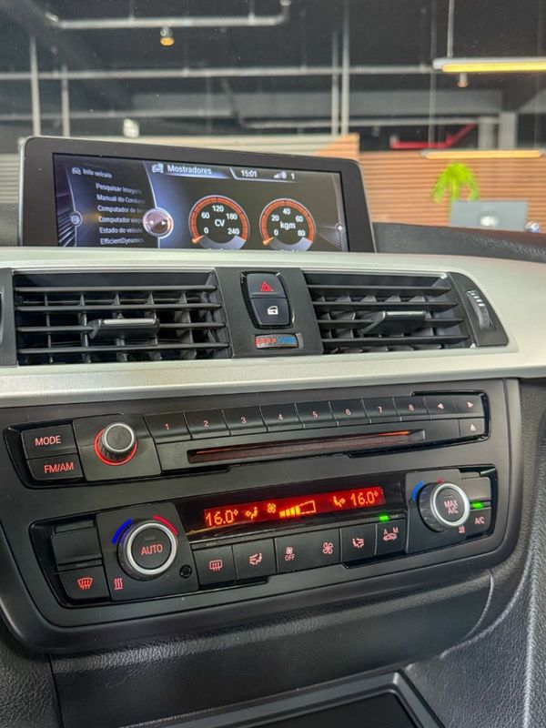 BMW 320i 2.0 SPORT GP 16V TURBO GASOLINA 4P AUTOMÁTICO 2013/2014 CASTELLAN E TOMAZONI MOTORS CAXIAS DO SUL / Carros no Vale