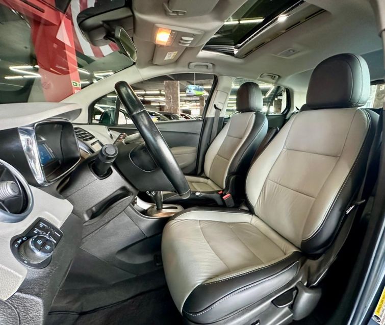 Chevrolet TRACKER 1.8 MPFI LTZ 4X2 16V FLEX 4P AUTOMÁTICO 2015/2015 CASTELLAN E TOMAZONI MOTORS CAXIAS DO SUL / Carros no Vale