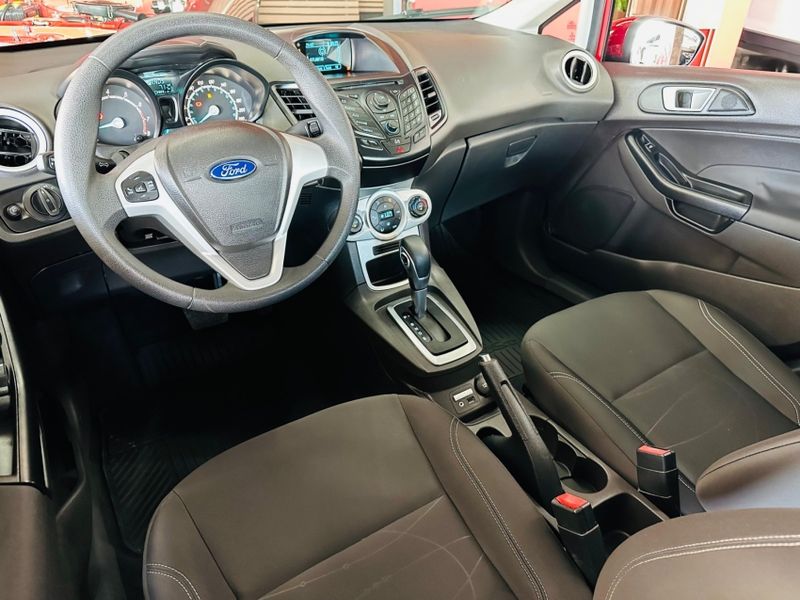 Ford FIESTA 1.6 SEL HATCH 16V FLEX 4P POWERSHIFT 2017/2017 CASTELLAN E TOMAZONI MOTORS CAXIAS DO SUL / Carros no Vale