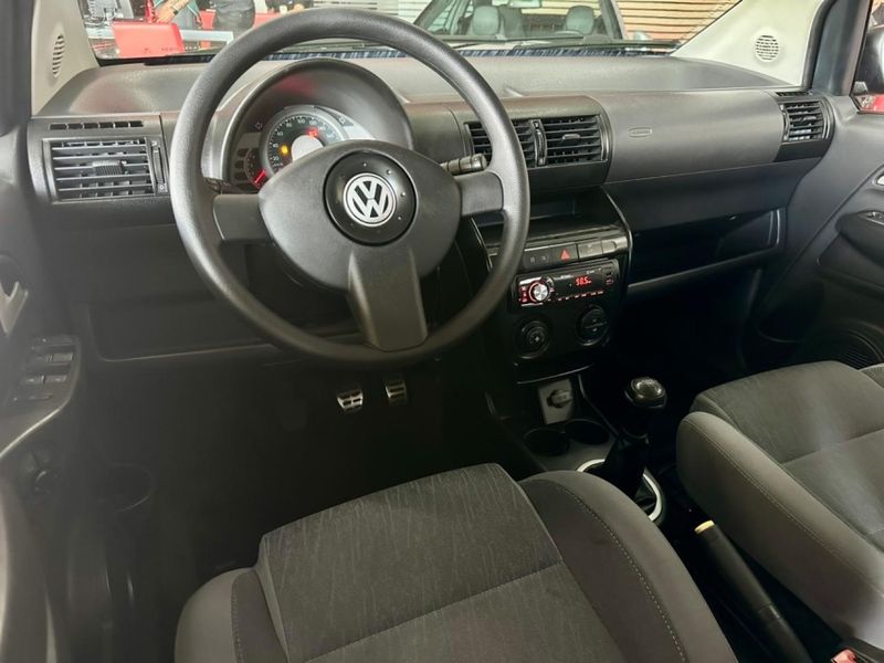 Volkswagen CROSSFOX 1.6 MI FLEX 8V 4P MANUAL 2006/2006 CASTELLAN E TOMAZONI MOTORS CAXIAS DO SUL / Carros no Vale