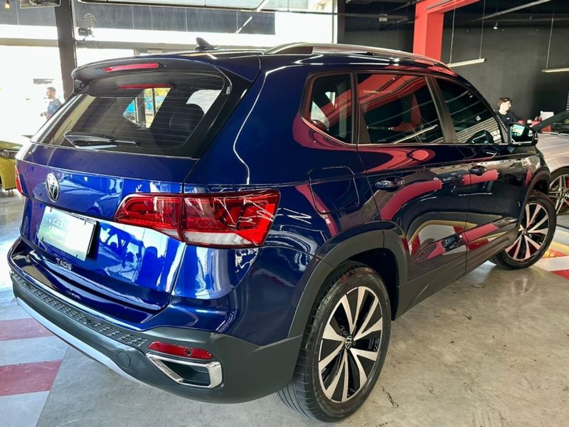 Volkswagen TAOS 1.4 250 TSI TOTAL FLEX HIGHLINE AUTOMÁTICO 2022/2022 CASTELLAN E TOMAZONI MOTORS CAXIAS DO SUL / Carros no Vale