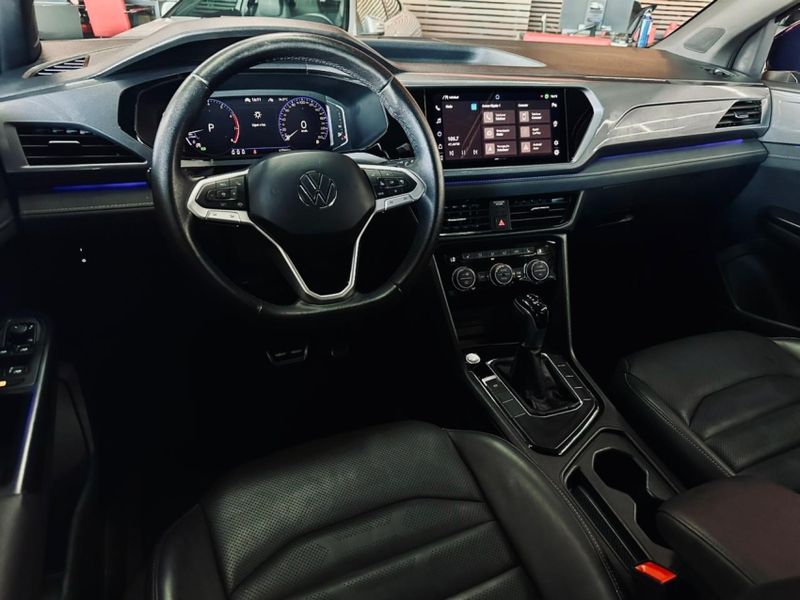 Volkswagen TAOS 1.4 250 TSI TOTAL FLEX HIGHLINE AUTOMÁTICO 2022/2022 CASTELLAN E TOMAZONI MOTORS CAXIAS DO SUL / Carros no Vale