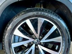 Volkswagen TAOS 1.4 250 TSI TOTAL FLEX HIGHLINE AUTOMÁTICO 2022/2022 CASTELLAN E TOMAZONI MOTORS CAXIAS DO SUL / Carros no Vale