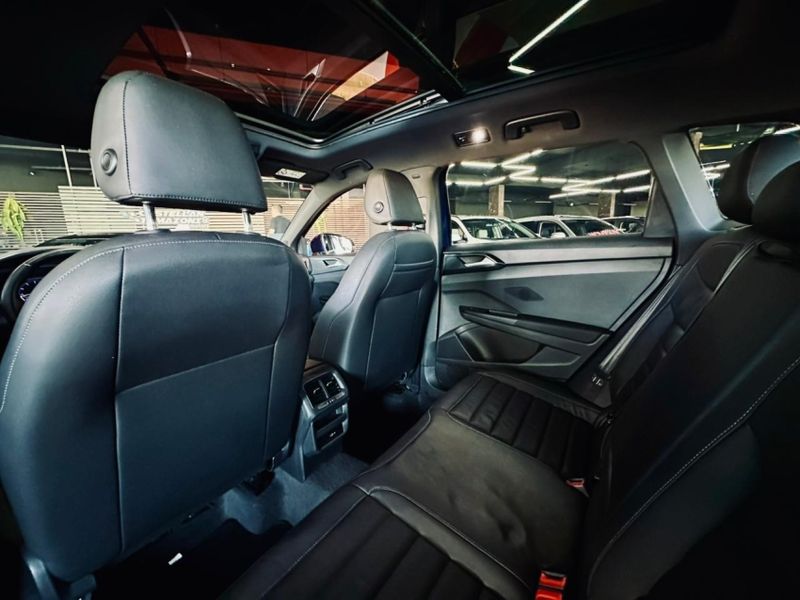 Volkswagen TAOS 1.4 250 TSI TOTAL FLEX HIGHLINE AUTOMÁTICO 2022/2022 CASTELLAN E TOMAZONI MOTORS CAXIAS DO SUL / Carros no Vale