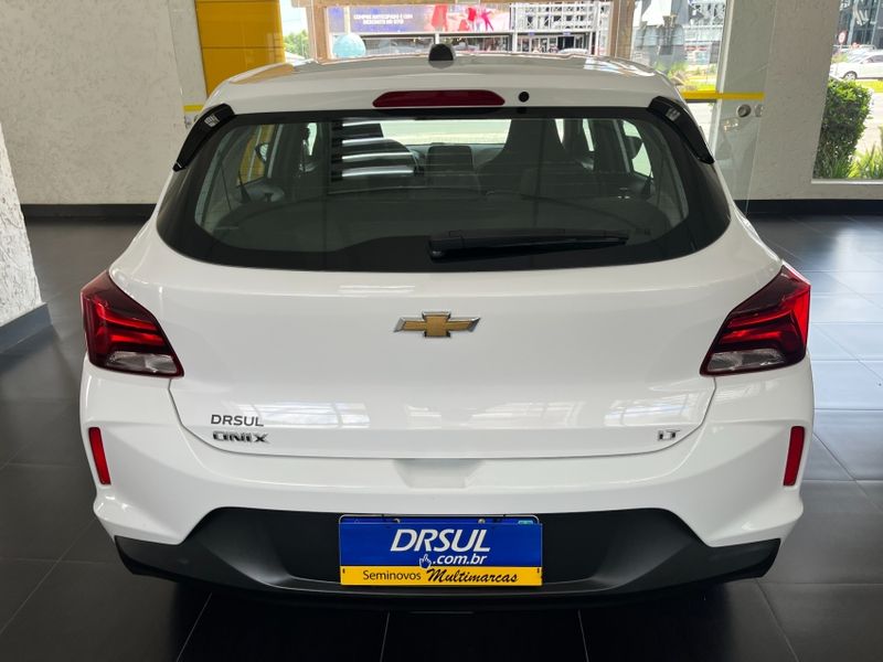 Chevrolet ONIX 1.0 FLEX LT MANUAL 2022/2023 DRSUL SEMINOVOS CAXIAS DO SUL – LAJEADO – SANTA CRUZ DO SUL / Carros no Vale