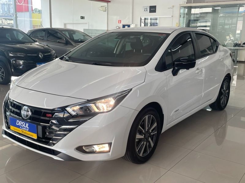 Nissan VERSA 1.6 16V FLEX SR XTRONIC 2024/2025 DRSUL SEMINOVOS CAXIAS DO SUL – LAJEADO – SANTA CRUZ DO SUL / Carros no Vale