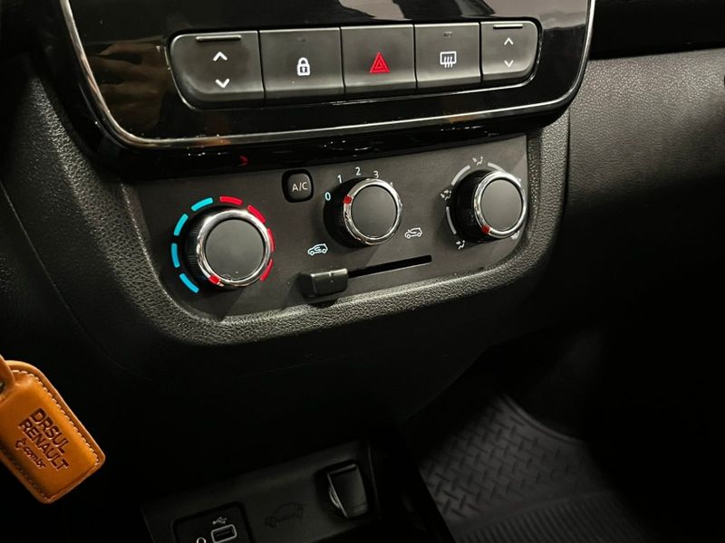 Renault KWID 1.0 12V SCE FLEX OUTSIDER MANUAL 2019/2020 DRSUL SEMINOVOS CAXIAS DO SUL – LAJEADO – SANTA CRUZ DO SUL / Carros no Vale