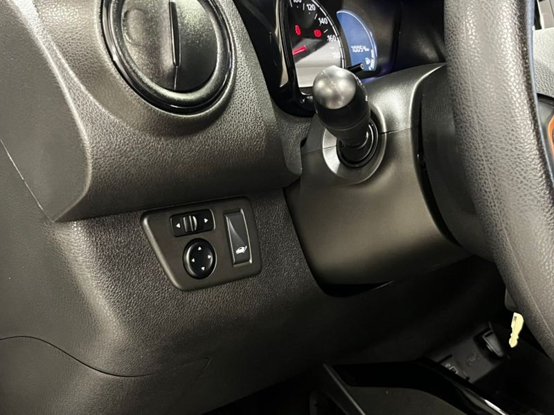 Renault KWID 1.0 12V SCE FLEX OUTSIDER MANUAL 2019/2020 DRSUL SEMINOVOS CAXIAS DO SUL – LAJEADO – SANTA CRUZ DO SUL / Carros no Vale