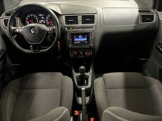 Volkswagen FOX 1.6 MSI RUN 8V FLEX 4P MANUAL 2016/2017 DRSUL SEMINOVOS CAXIAS DO SUL – LAJEADO – SANTA CRUZ DO SUL / Carros no Vale