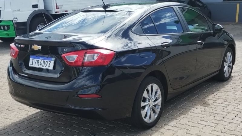 Chevrolet CRUZE 1.4 TURBO LT 16V FLEX 4P AUTOMÁTICO 2018/2018 CAMINHÕES & CAMIONETAS PASSO FUNDO / Carros no Vale