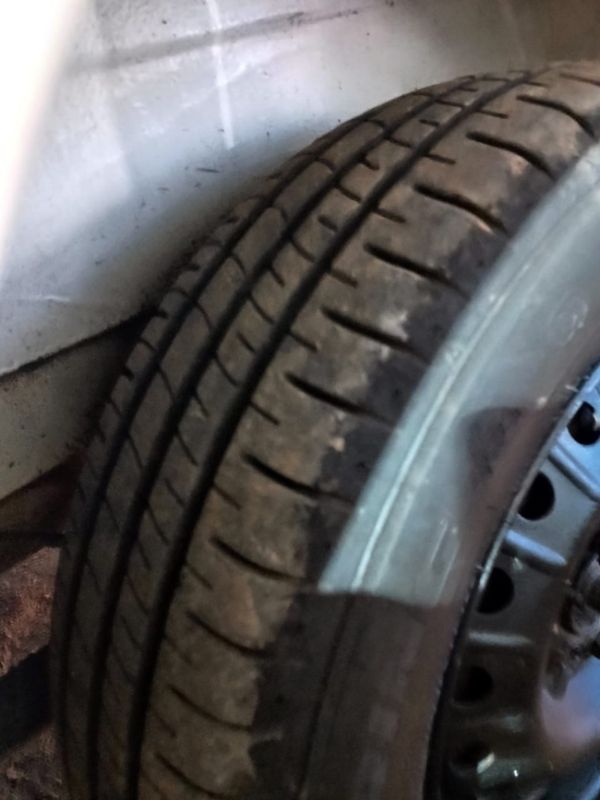 Fiat FIORINO 1.3 MPI FURGÃO 8V FLEX 2P MANUAL 2013/2013 CAMINHÕES & CAMIONETAS PASSO FUNDO / Carros no Vale