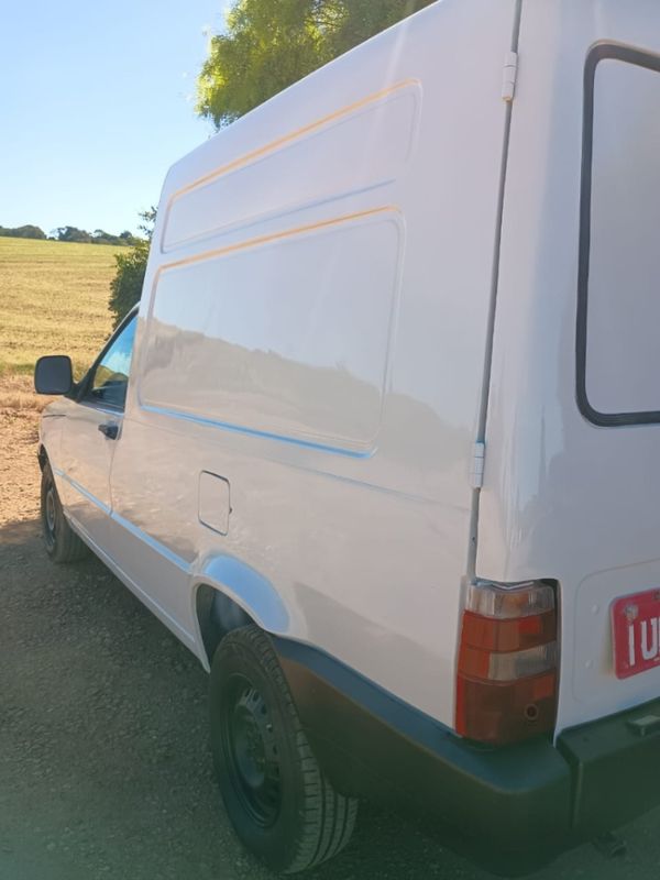 Fiat FIORINO 1.3 MPI FURGÃO 8V FLEX 2P MANUAL 2013/2013 CAMINHÕES & CAMIONETAS PASSO FUNDO / Carros no Vale