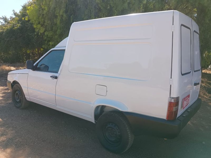 Fiat FIORINO 1.3 MPI FURGÃO 8V FLEX 2P MANUAL 2013/2013 CAMINHÕES & CAMIONETAS PASSO FUNDO / Carros no Vale