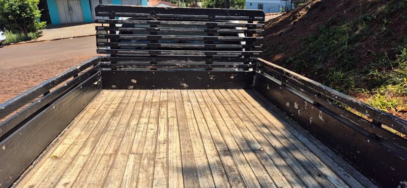 Ford F-350 3.9 TURBO INTERCOOLER DIESEL 2P MANUAL 2009/2009 CAMINHÕES & CAMIONETAS PASSO FUNDO / Carros no Vale