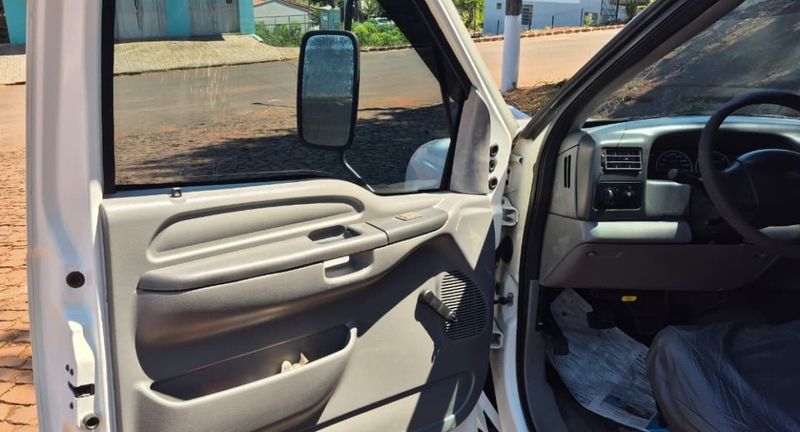 Ford F-350 3.9 TURBO INTERCOOLER DIESEL 2P MANUAL 2009/2009 CAMINHÕES & CAMIONETAS PASSO FUNDO / Carros no Vale