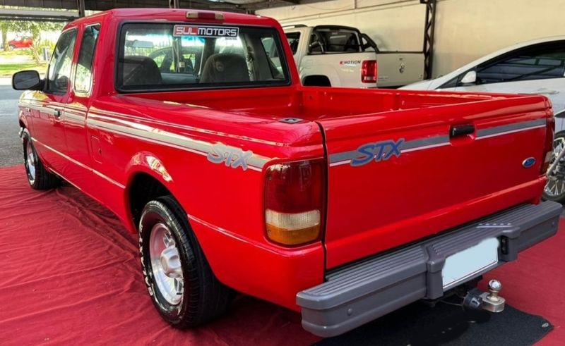 Ford RANGER 4.0 STX 4X2 CE V6 12V GASOLINA 2P MANUAL 1996/1997 CAMINHÕES & CAMIONETAS PASSO FUNDO / Carros no Vale