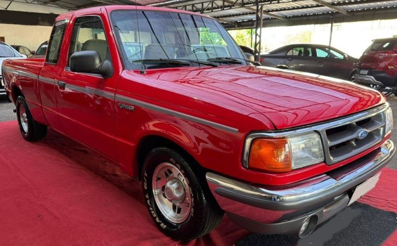 Ford RANGER 4.0 STX 4X2 CE V6 12V GASOLINA 2P MANUAL 1996/1997 CAMINHÕES & CAMIONETAS PASSO FUNDO / Carros no Vale
