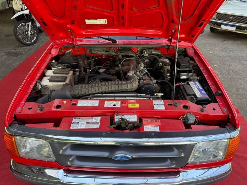 Ford RANGER 4.0 STX 4X2 CE V6 12V GASOLINA 2P MANUAL 1996/1997 CAMINHÕES & CAMIONETAS PASSO FUNDO / Carros no Vale