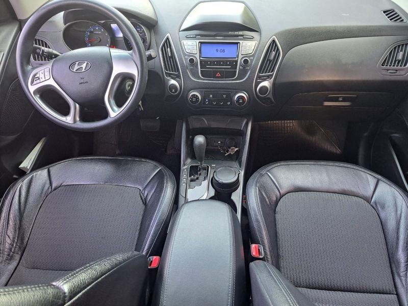 Hyundai IX35 2.0 MPFI GLS 4X2 16V GASOLINA 4P AUTOMÁTICO 2010/2011 CAMINHÕES & CAMIONETAS PASSO FUNDO / Carros no Vale