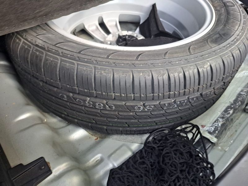 Hyundai IX35 2.0 MPFI GLS 4X2 16V GASOLINA 4P AUTOMÁTICO 2010/2011 CAMINHÕES & CAMIONETAS PASSO FUNDO / Carros no Vale