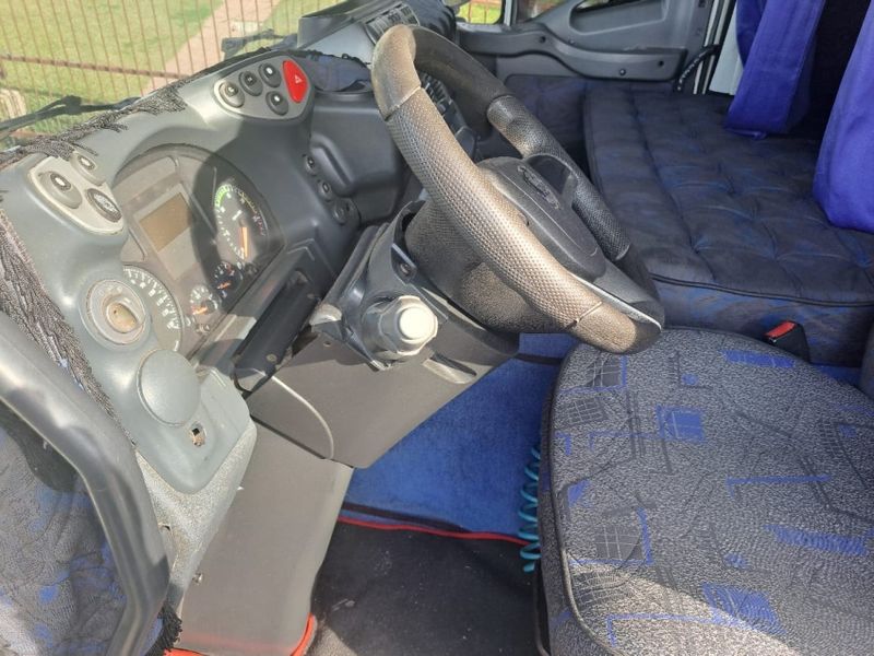 Iveco Stralis 480 STRALIS 800-S44T TB 6×2 2013/2013 CAMINHÕES & CAMIONETAS PASSO FUNDO / Carros no Vale