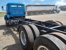 Mercedes-Benz 1518 L-1518 3-Eixos 2p Chassi 1989/1989 CAMINHÕES & CAMIONETAS PASSO FUNDO / Carros no Vale