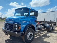 Mercedes-Benz 1518 L-1518 3-Eixos 2p Chassi 1989/1989 CAMINHÕES & CAMIONETAS PASSO FUNDO / Carros no Vale