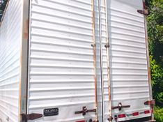 Mercedes-Benz Accelo 1016 2p Baú 2013/2013 CAMINHÕES & CAMIONETAS PASSO FUNDO / Carros no Vale