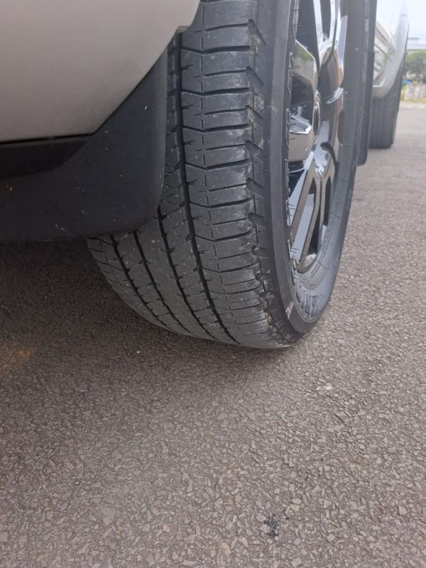 Nissan FRONTIER 2.5 SL 4X4 CD TURBO ELETRONIC DIESEL 4P AUTOMÁTICO 2013/2014 CAMINHÕES & CAMIONETAS PASSO FUNDO / Carros no Vale