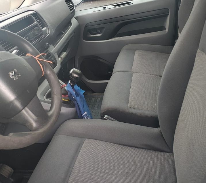 Peugeot EXPERT 1.6 BLUEHDI DIESEL BUSINESS MANUAL 2017/2018 CAMINHÕES & CAMIONETAS PASSO FUNDO / Carros no Vale