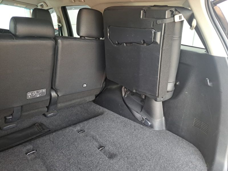 Toyota HILUX SW4 2.8 D-4D TURBO DIESEL SRX 4X4 AUTOMÁTICO 2021/2021 CAMINHÕES & CAMIONETAS PASSO FUNDO / Carros no Vale