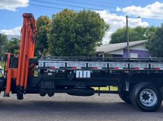 Volkswagen 13180 13-180 E Constellation Munck 2009/2009 CAMINHÕES & CAMIONETAS PASSO FUNDO / Carros no Vale