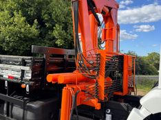 Volkswagen 13180 13-180 E Constellation Munck 2009/2009 CAMINHÕES & CAMIONETAS PASSO FUNDO / Carros no Vale