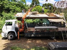 Volkswagen 15180 15-180 E Worker Munck 2003/2003 CAMINHÕES & CAMIONETAS PASSO FUNDO / Carros no Vale