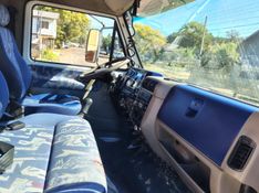 Volkswagen 15180 15-180 E Worker Munck 2003/2003 CAMINHÕES & CAMIONETAS PASSO FUNDO / Carros no Vale